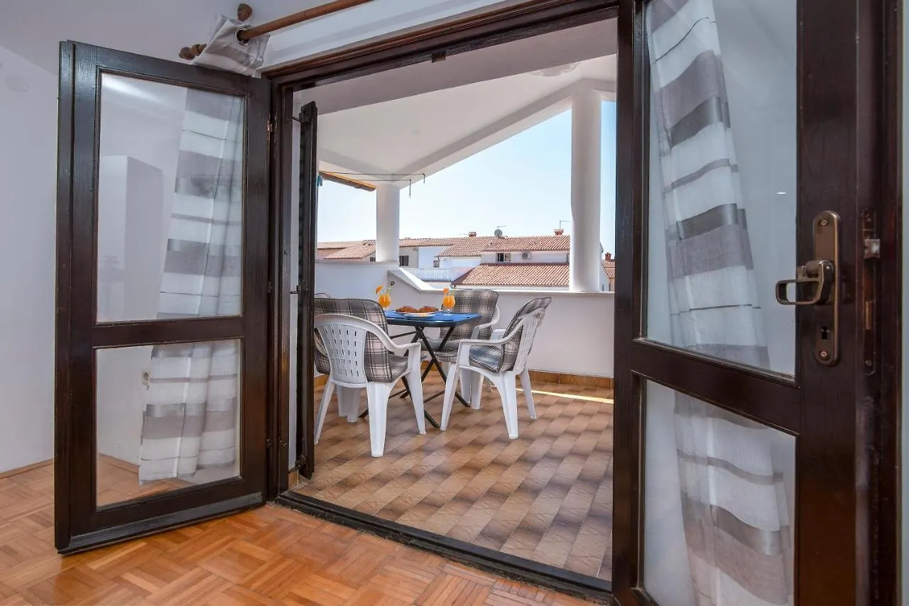 Apartment Blu Пула